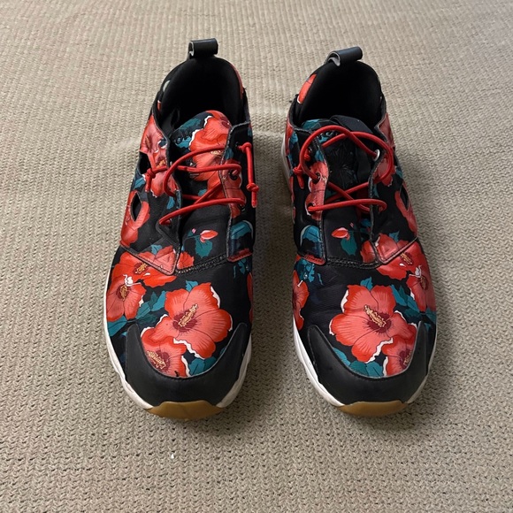 Floral Reebok Shoes - Picture 3 of 3